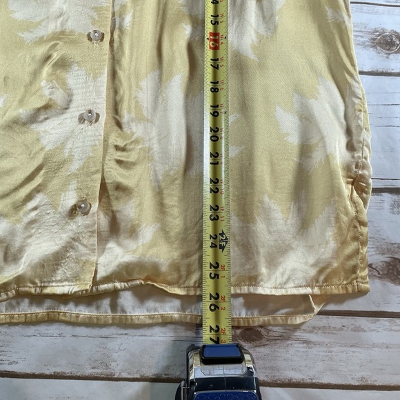 Pistola Women's Short Sleeve Button-Up Shirt Size Small‎ Yellow Leaf Print - Picture 6 of 6